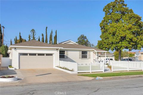 Photo of 1241 E Mayfair Ave, Orange, CA 92867 (MLS # PW25249413) Photo of 1241 E Mayfair Ave, Orange, CA 92867 (MLS # PW25249413)