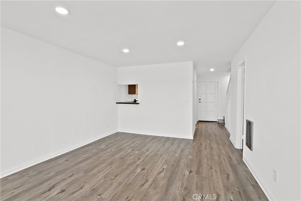 730 N N EUCALYPTUS AVE 25