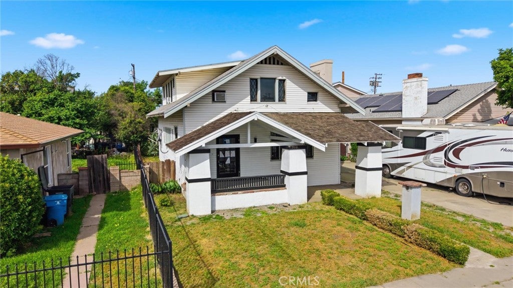 910 G Street