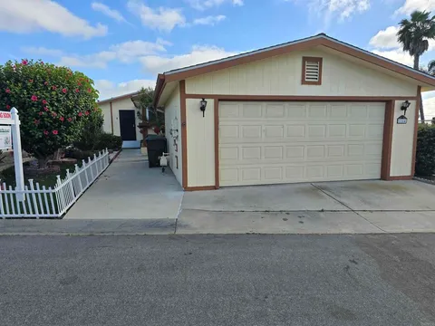 1164 Via Santa Paulo, Vista, CA 92081 - MLS#: NDP2603140