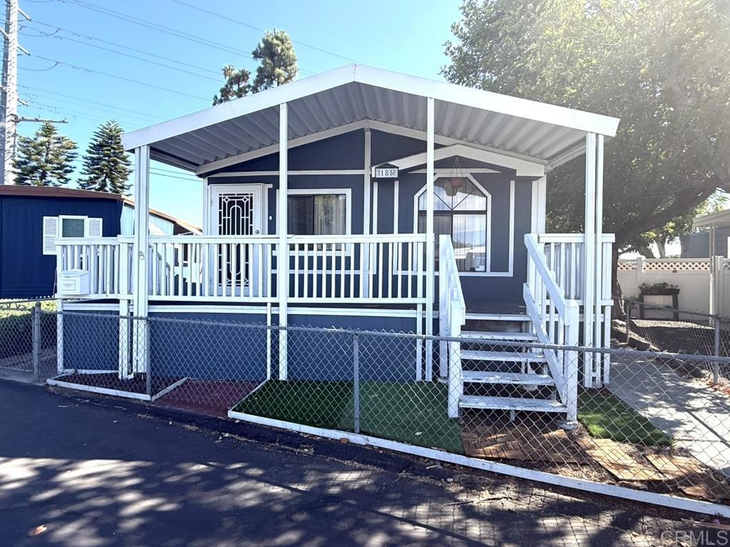 6460 Convoy Court 185