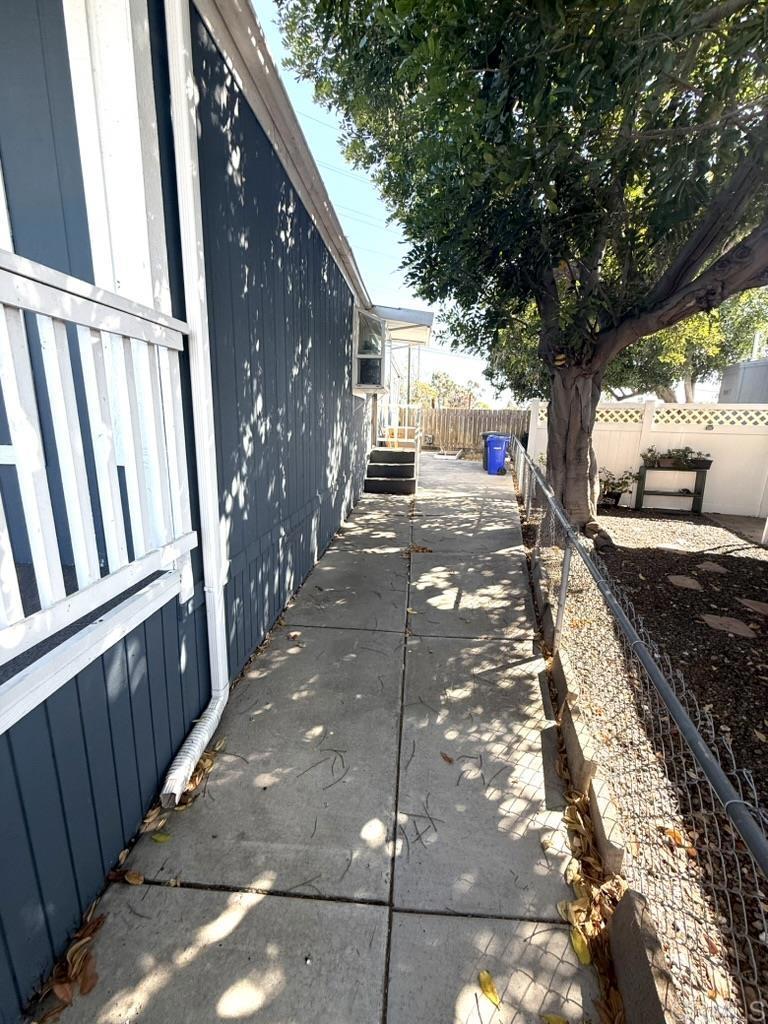 6460 Convoy Court 185