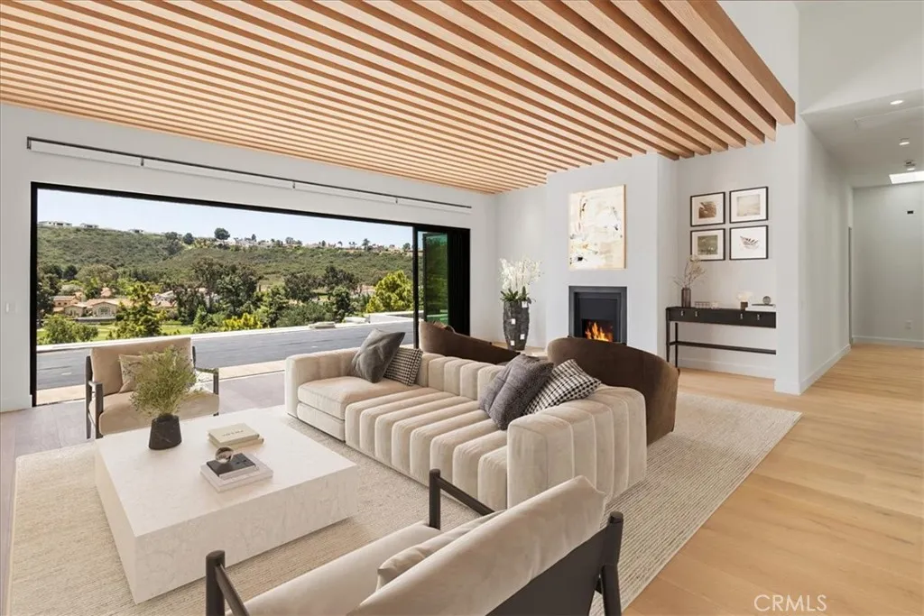 Rancho Santa Fe, California 92067, United States, 4 Bedrooms Bedrooms, ,5 BathroomsBathrooms,Residential,Active,175361