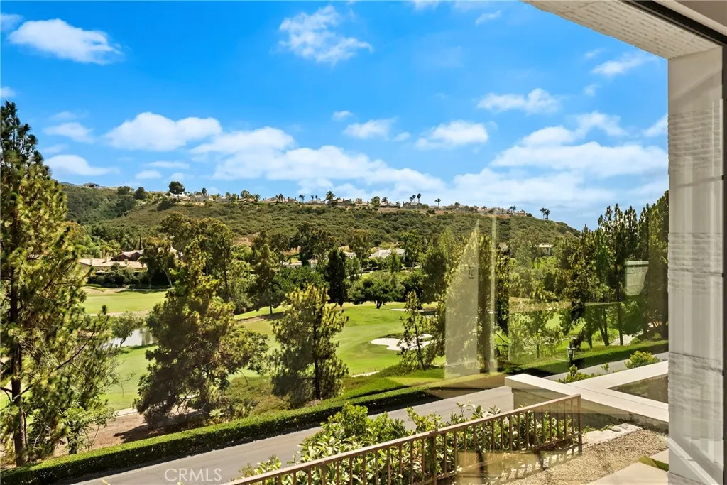 Rancho Santa Fe, California 92067, United States, 4 Bedrooms Bedrooms, ,5 BathroomsBathrooms,Residential,Active,175361