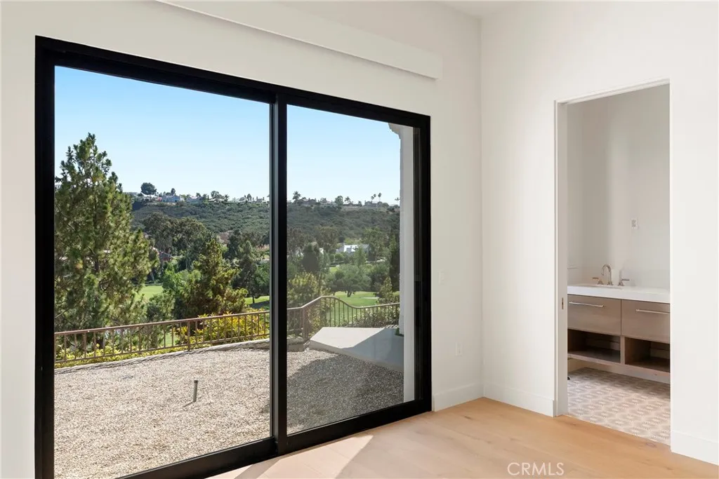 Rancho Santa Fe, California 92067, United States, 4 Bedrooms Bedrooms, ,5 BathroomsBathrooms,Residential,Active,175361