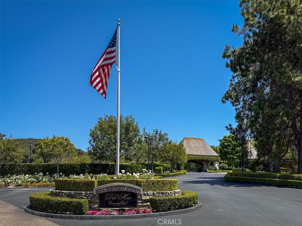 Rancho Santa Fe - Residential