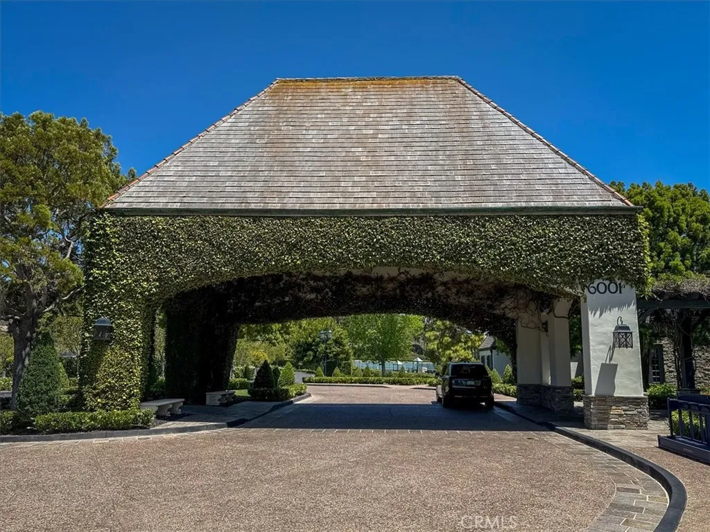 Rancho Santa Fe, California 92067, United States, 4 Bedrooms Bedrooms, ,5 BathroomsBathrooms,Residential,Active,175361