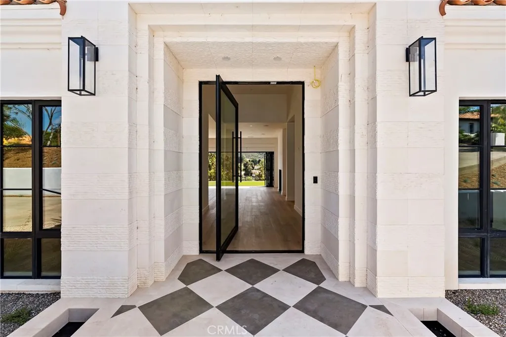 Rancho Santa Fe, California 92067, United States, 4 Bedrooms Bedrooms, ,5 BathroomsBathrooms,Residential,Active,175361