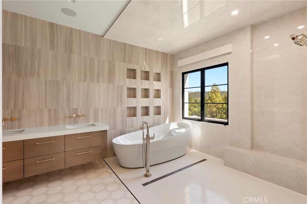 Rancho Santa Fe - Residential