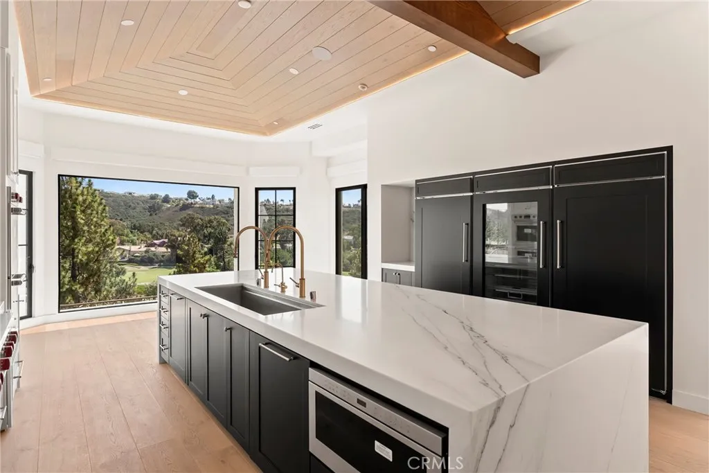 Rancho Santa Fe, California 92067, United States, 4 Bedrooms Bedrooms, ,5 BathroomsBathrooms,Residential,Active,175361