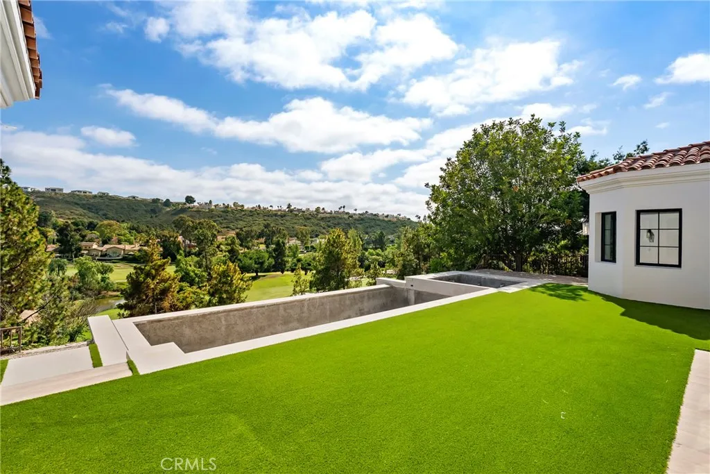 Rancho Santa Fe, California 92067, United States, 4 Bedrooms Bedrooms, ,5 BathroomsBathrooms,Residential,Active,175361