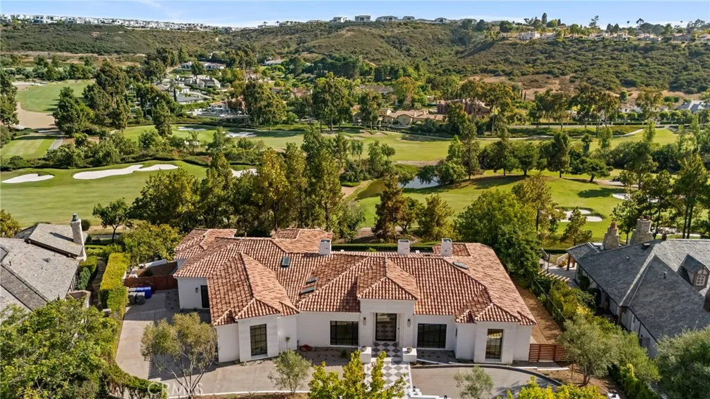Rancho Santa Fe, California 92067, United States, 4 Bedrooms Bedrooms, ,5 BathroomsBathrooms,Residential,Active,175361