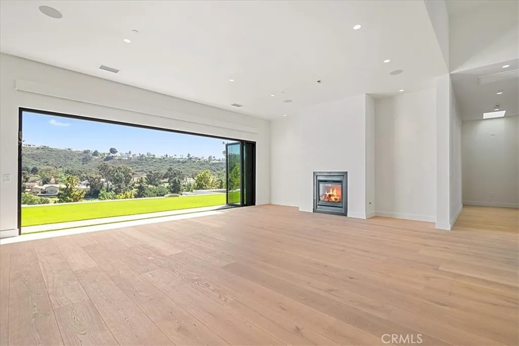 Rancho Santa Fe, California 92067, United States, 4 Bedrooms Bedrooms, ,5 BathroomsBathrooms,Residential,Active,175361