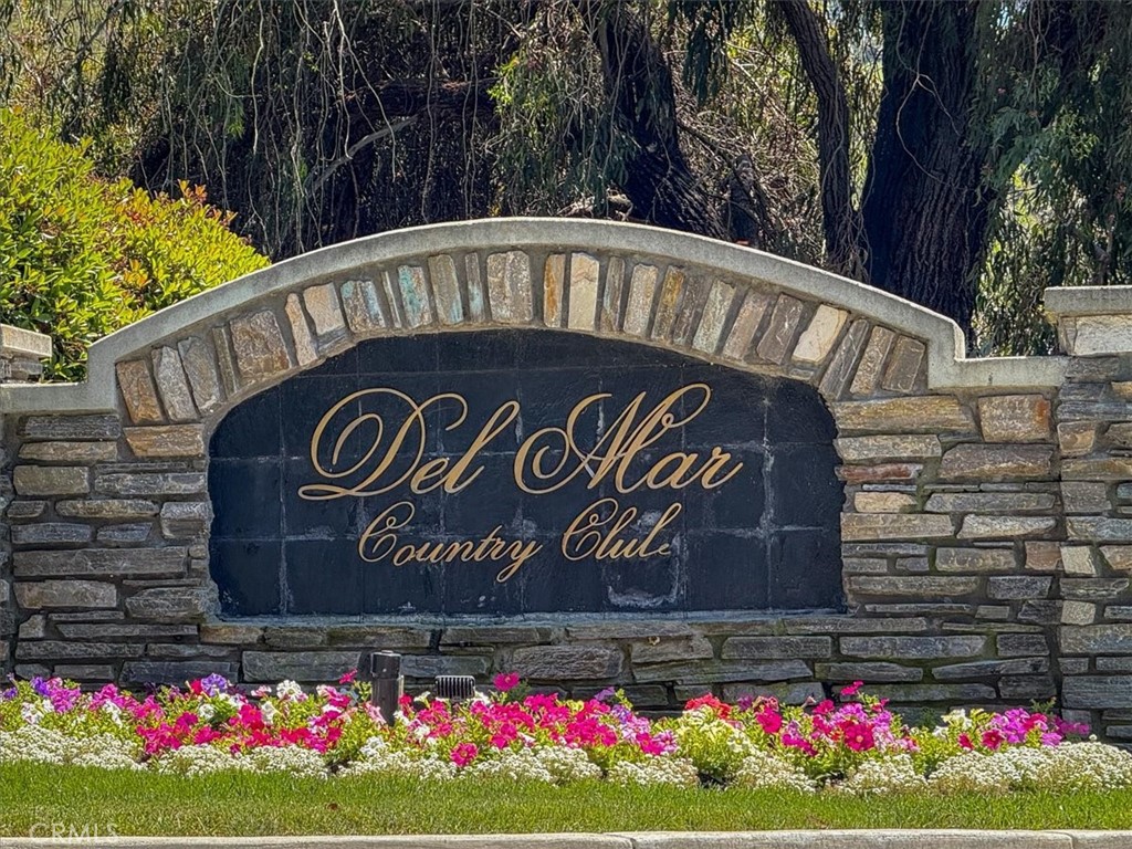 Rancho Santa Fe - Residential