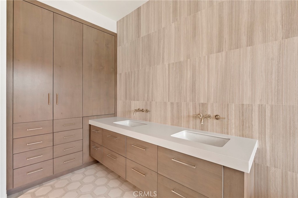 Rancho Santa Fe - Residential