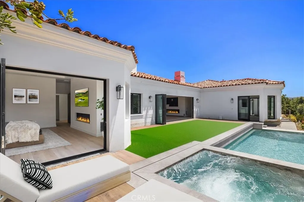 Rancho Santa Fe, California 92067, United States, 4 Bedrooms Bedrooms, ,5 BathroomsBathrooms,Residential,Active,175361