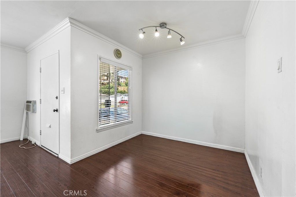 1034 Loma Verde