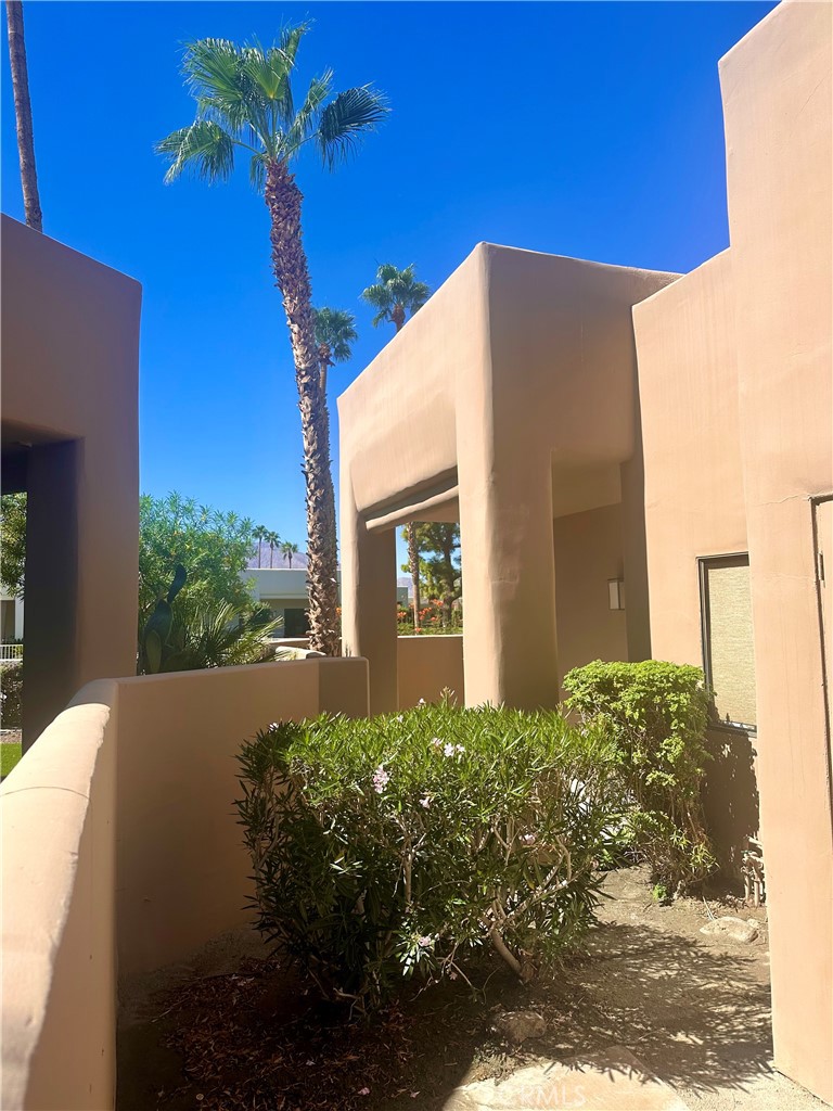 Desert Princess (Condo) (33538) - Residential