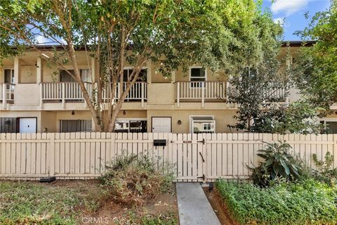 8031 Canby Ave 4 Reseda CA 91335