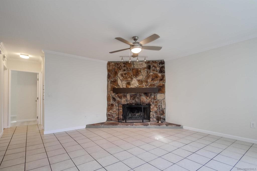 1020 Edgemont Pl.