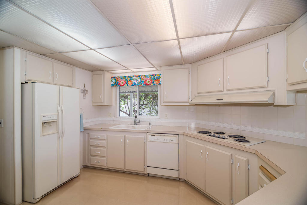 73450 Country Club Drive 302