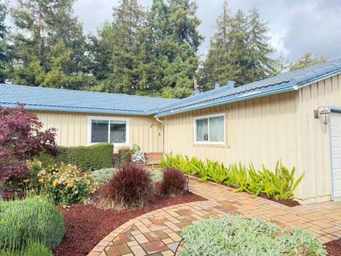 Photo of 2935 Marietta Drive, Santa Clara, CA 95051 (MLS # ML82044201)