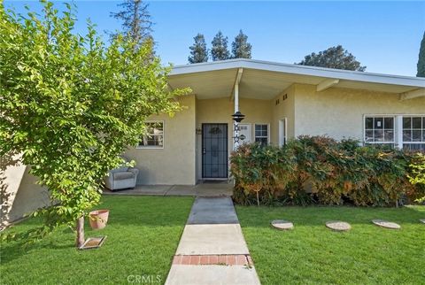 Photo of 17066 Jersey St. St, Granada Hills, CA 91344 (MLS # SR26083135)