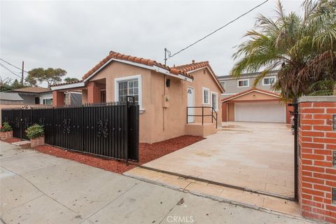 14425 Prairie Avenue Lawndale CA 90260