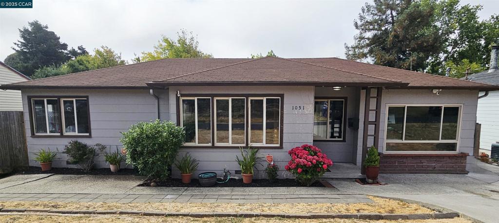 Charming single-story 2-bedroom, 1 bath home offers the perfect blend of comfort, convenience, and slarge backyard, ideal for relaxing or entertaining. Perfectly located just minutes from local schools, shopping and freeway access, this home is ideal for first-time buyers, downsizers, or investors seeking a move-in-ready opportunity in the heart of El Sobrante. DO NOT DISTURB OCCUPANTS!
