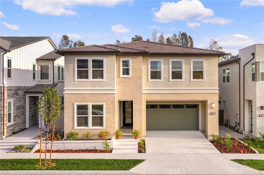 390 Riverbend