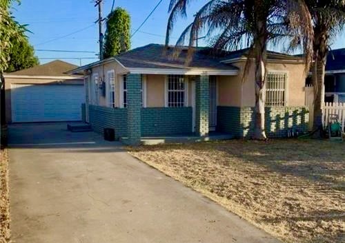 GREAT OPPORTUNITY TO OWN THIS BEAUTIFUL HOME... HOME WAS COMPLETELY REMODELED A COUPLE OF YEARS AGO... BUYERS PLEASE HURRY TO TAKE ADVANTAGE OF THIS GREAT OPPORTUNITY... HOME HAS AN OVERSIZED GARAGE IN THE BACK AND THE GREAT ADVANTAGE OF HAVING AN ADDITIONAL ENTRANCE IN THE BACK... IMAGINE!!! BUILDING A BRAND NEW SECOND HOME HERE... THIS PROPERTY HAS GREAT POTENTIAL... LET'S MAKE THIS HAPPEN BY TAKING ACTION!!!