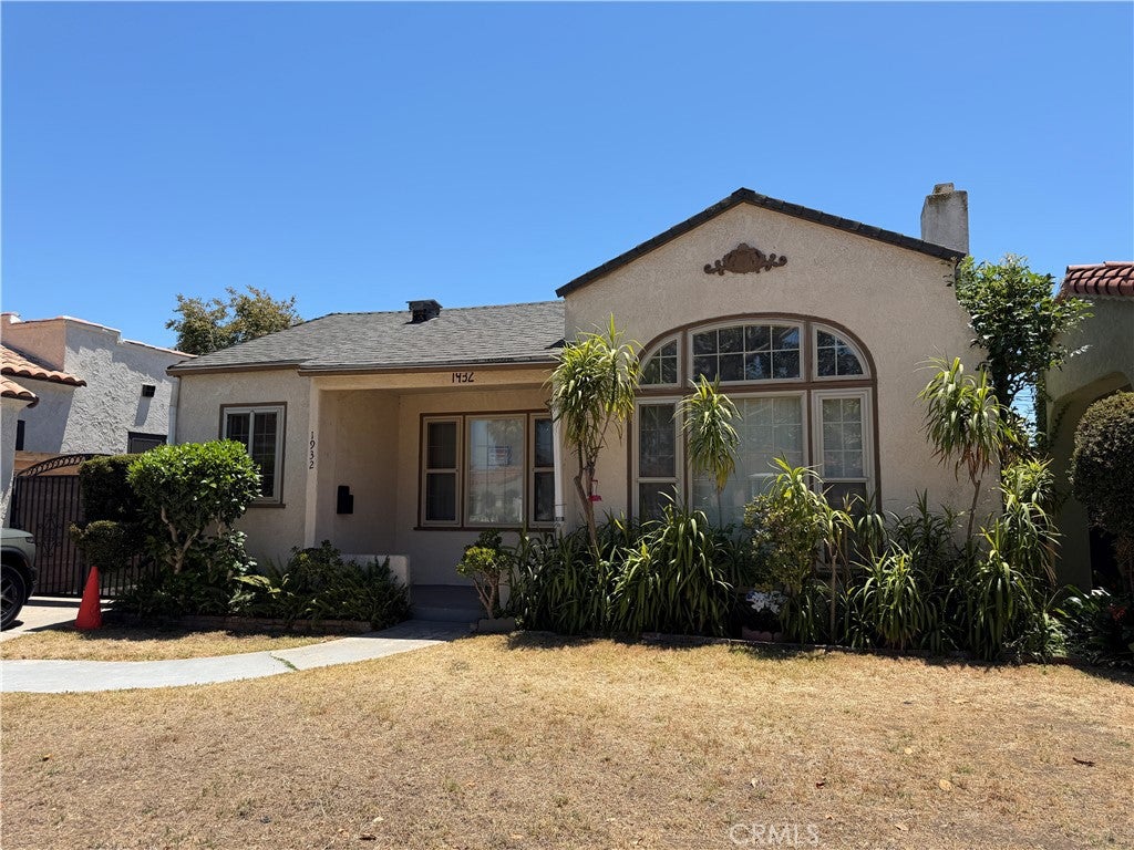 1932 W 84th PL