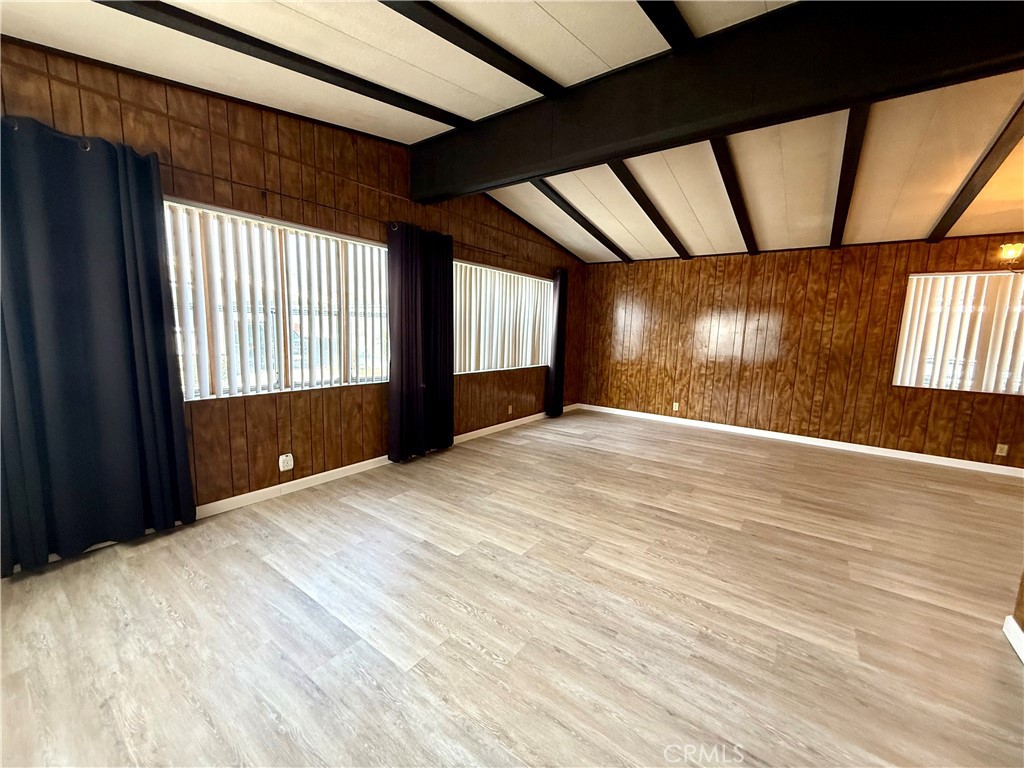 2601 E Victoria Street 291