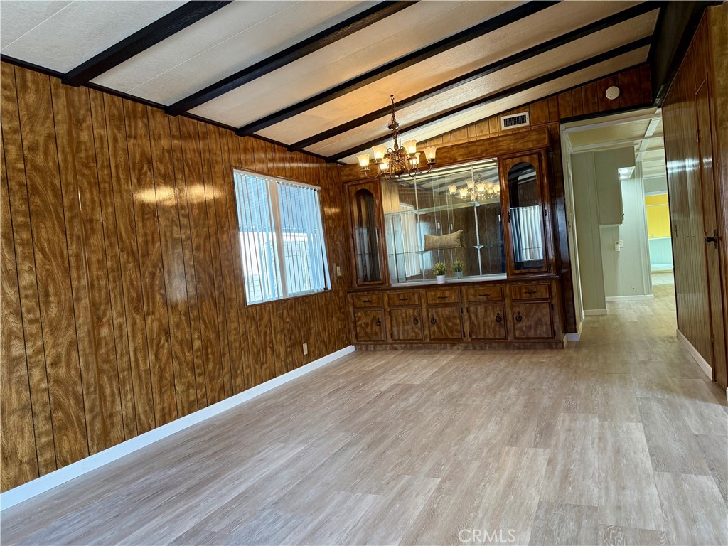 2601 E Victoria Street 291