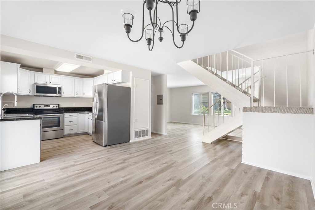 5166 Banbury Circle