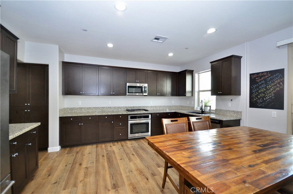 42648 Indigo Place