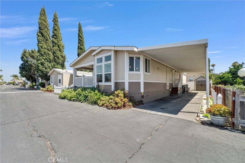 15050 Monte Vista 123