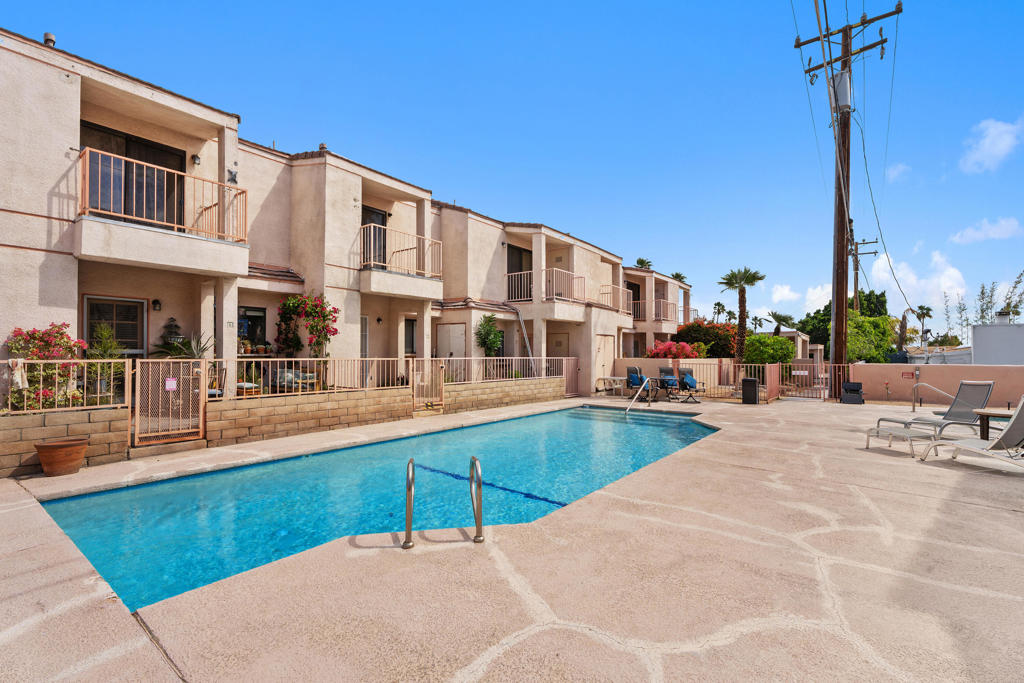 El Mirador - Residential