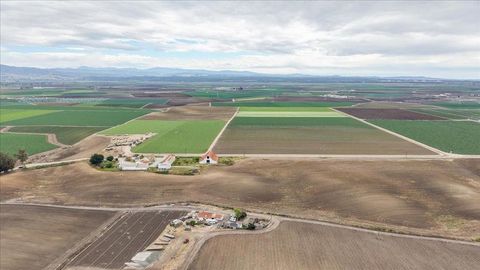 Photo of 30 San Jon Road, Salinas, CA 93907 (MLS # ML82044784)