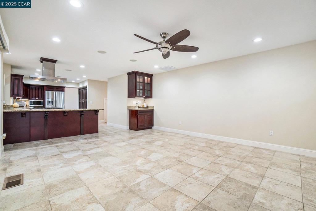 ANTIOCH - Residential