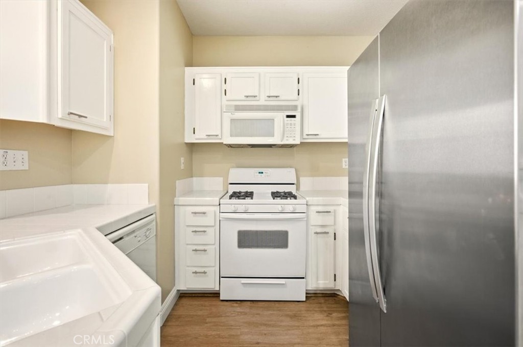 Oak Park (OAKP) - Residential Lease