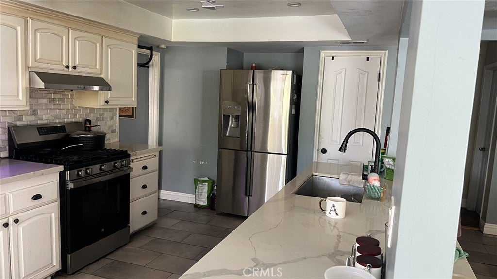 1524 E Glendale