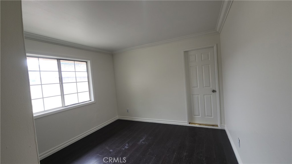 1328 N Moraga Street