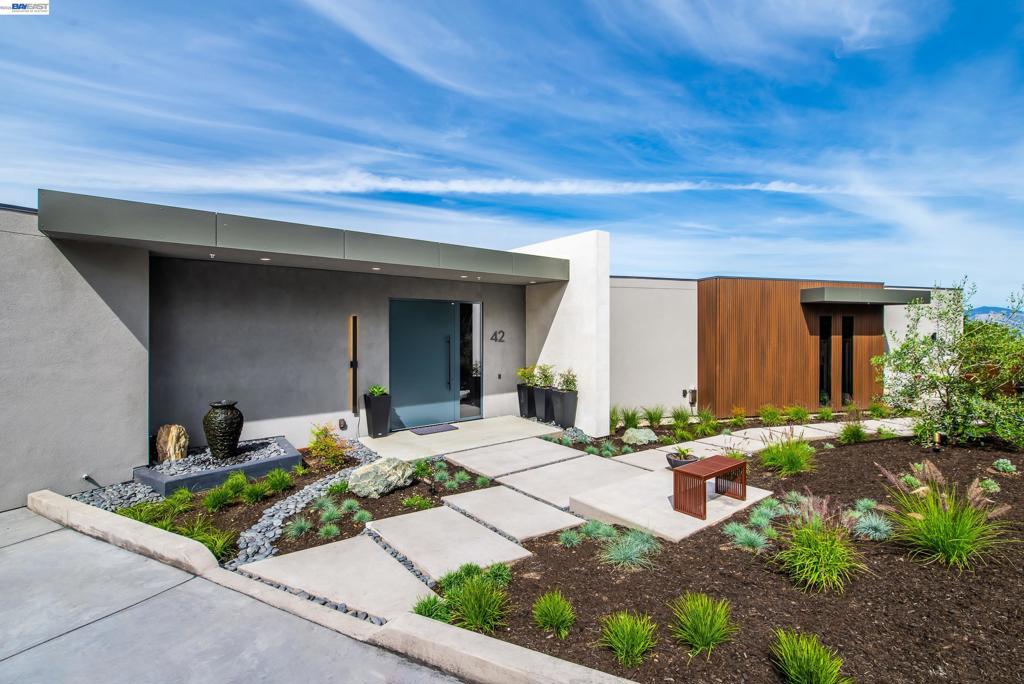 42 Charles Hill Cir Cir, Orinda CA 94563