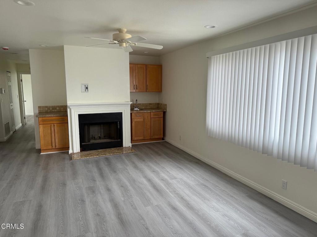Oxnard shore condo with peekabo views of the Oxnard's Ocean. This 2 bedroom and 2 bath condo with balcony is ready to move in. The applicances, refrigerator, stove, washer and dryer are included. The property has laminated wood floors, granite counter tops, master bedroom has walk in closet.