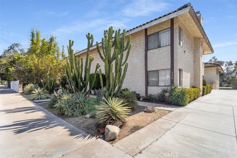 Photo of 322 N Avenue 66 Ave #5, Highland Park, CA 90042 (MLS # GD25240988)