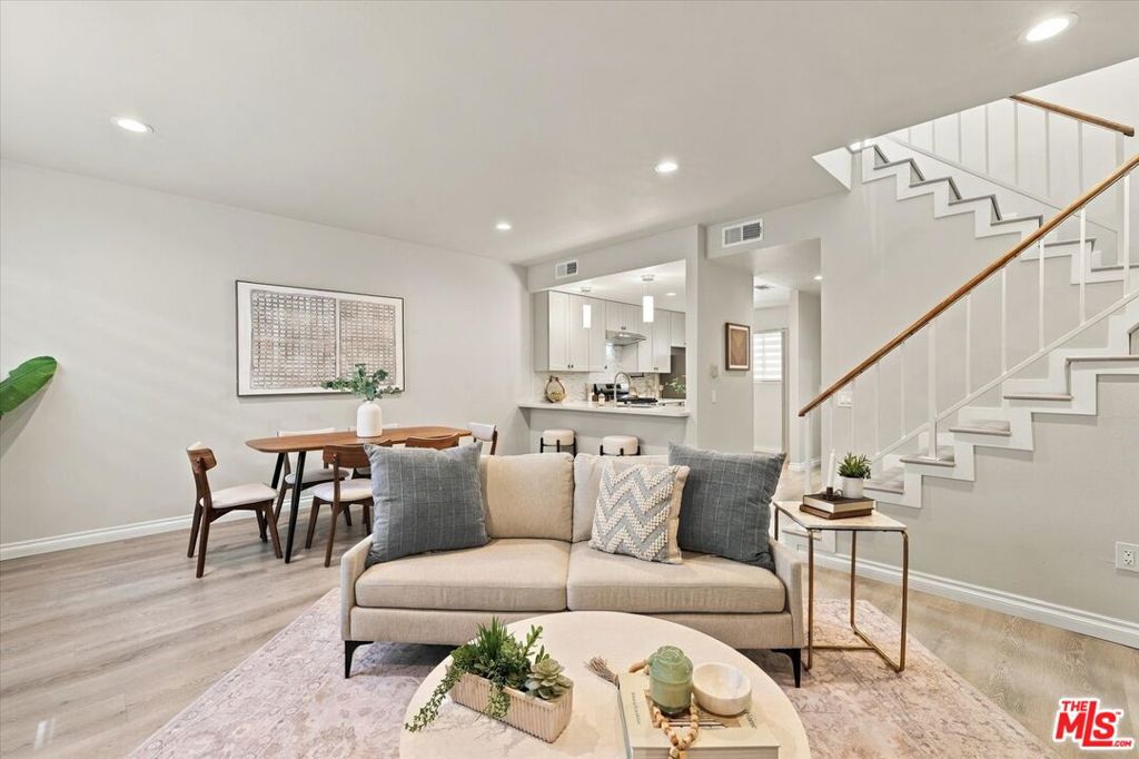 1830 Colby Avenue #4