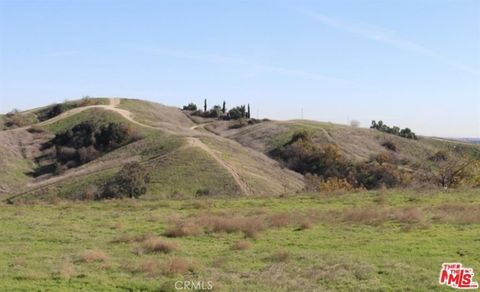 Photo of 4232 Locke Ave, El Sereno, CA 90032 (MLS # WS25215135)