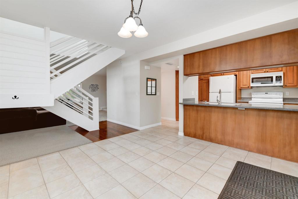 7879 Rancho Fanita A