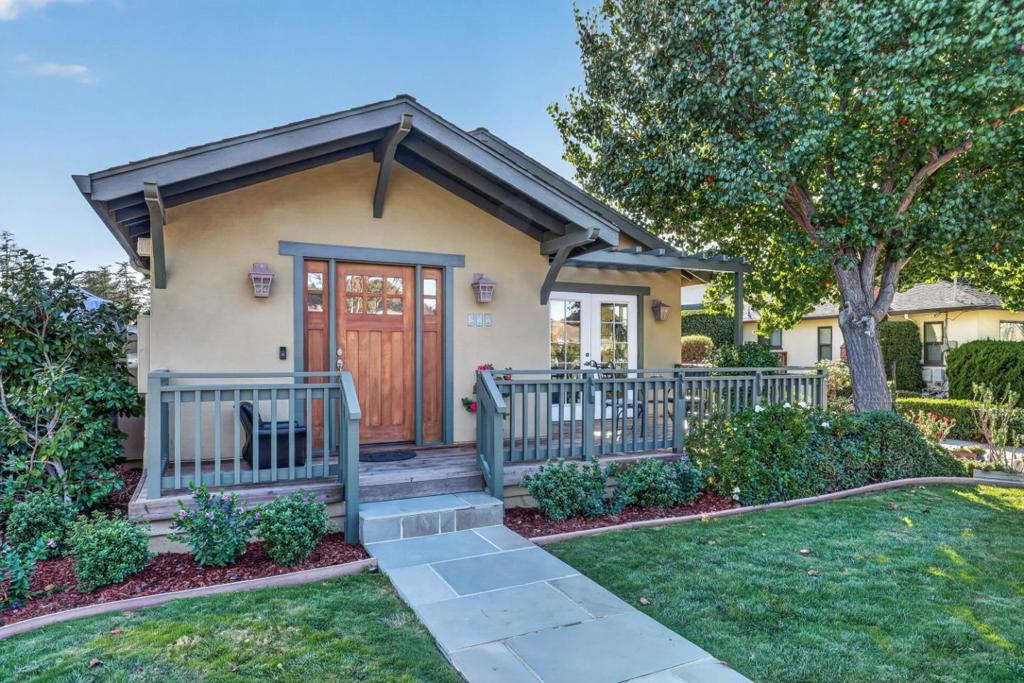 512 Bryan Avenue